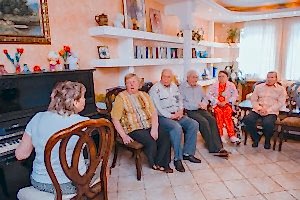 Жизнь пожилых в доме престарелых