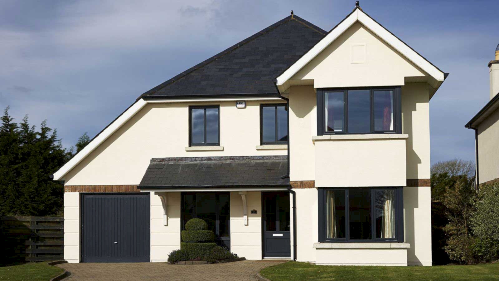 дом в Алматы и Алматинской области